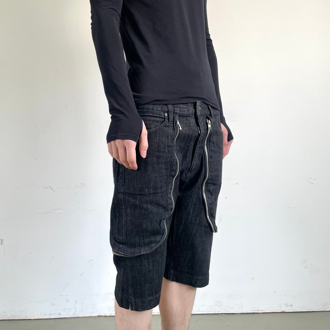 라드뮤지션 지퍼 디테일 쇼츠 상품이미지2