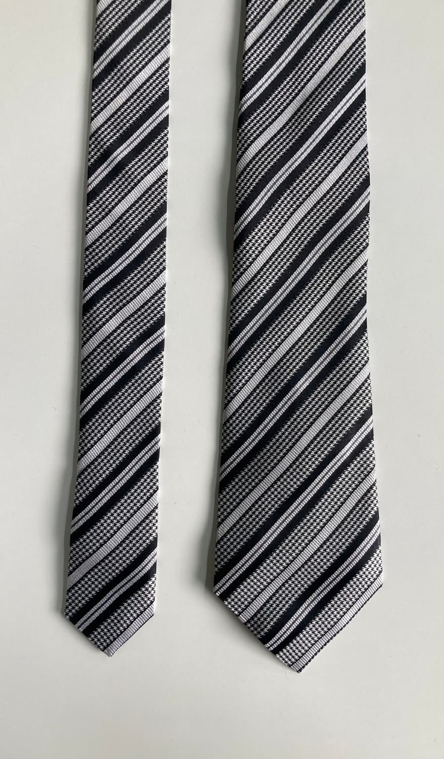 크리스찬오라니 넥타이 상품이미지1