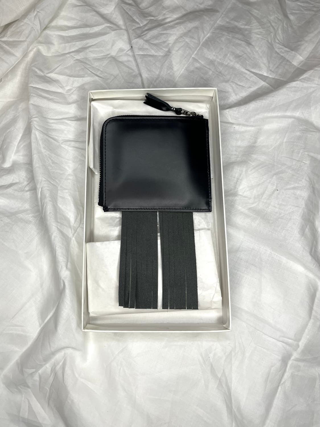 꼼데가르송 블랙 프린지 레더 지퍼 카드 홀더 상품이미지3