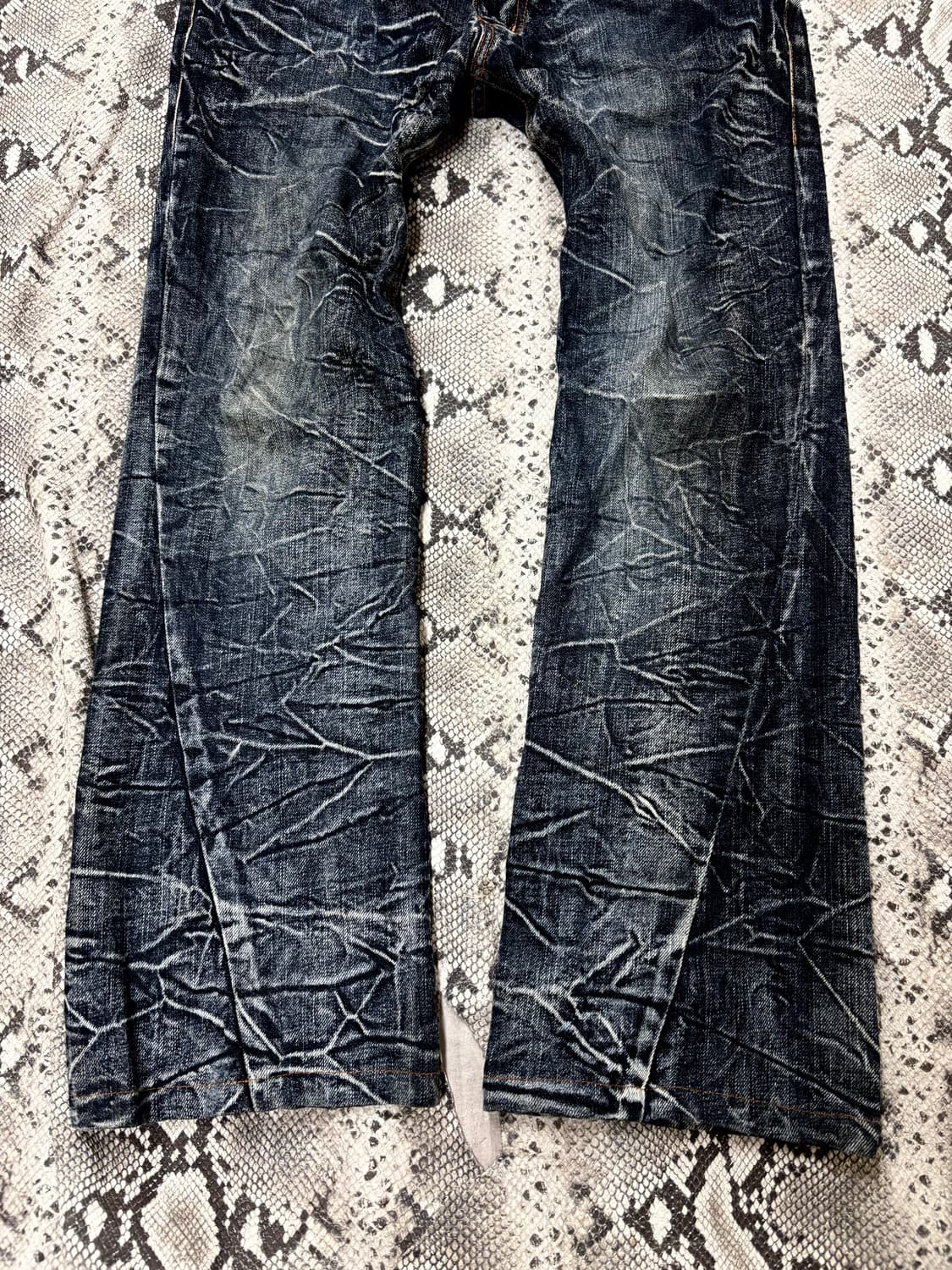 “Nylaus” 00’s Design Crack Washed Boots- 상품이미지2