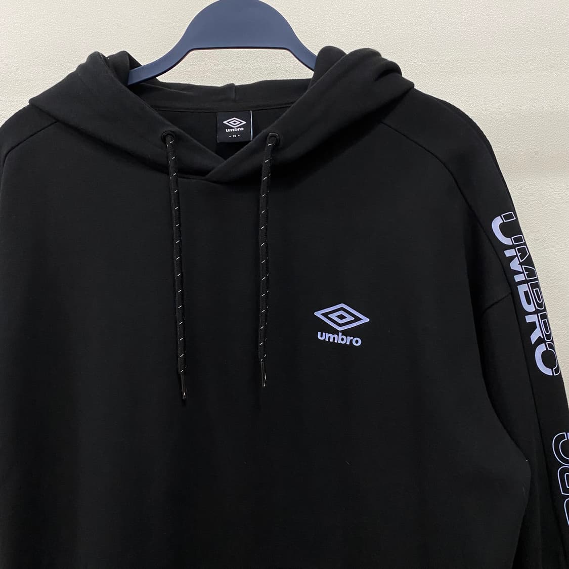 엄브로 레터링 후드 티셔츠 상품이미지3