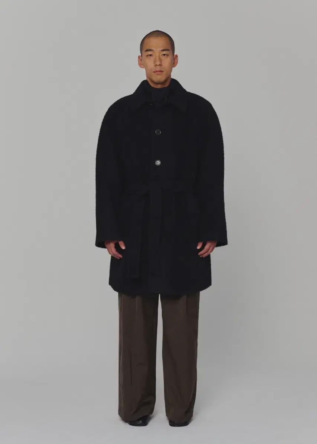 M) 아모멘토 24fw 래글런 알파카 울 코트 블랙 상품이미지2