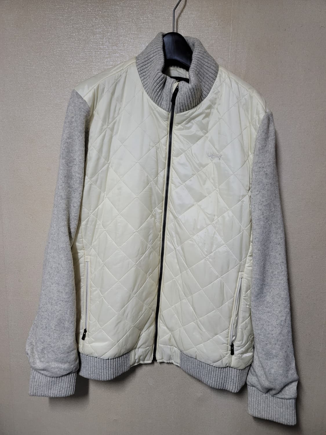 루이까스텔 방풍 니트집업 상품이미지1