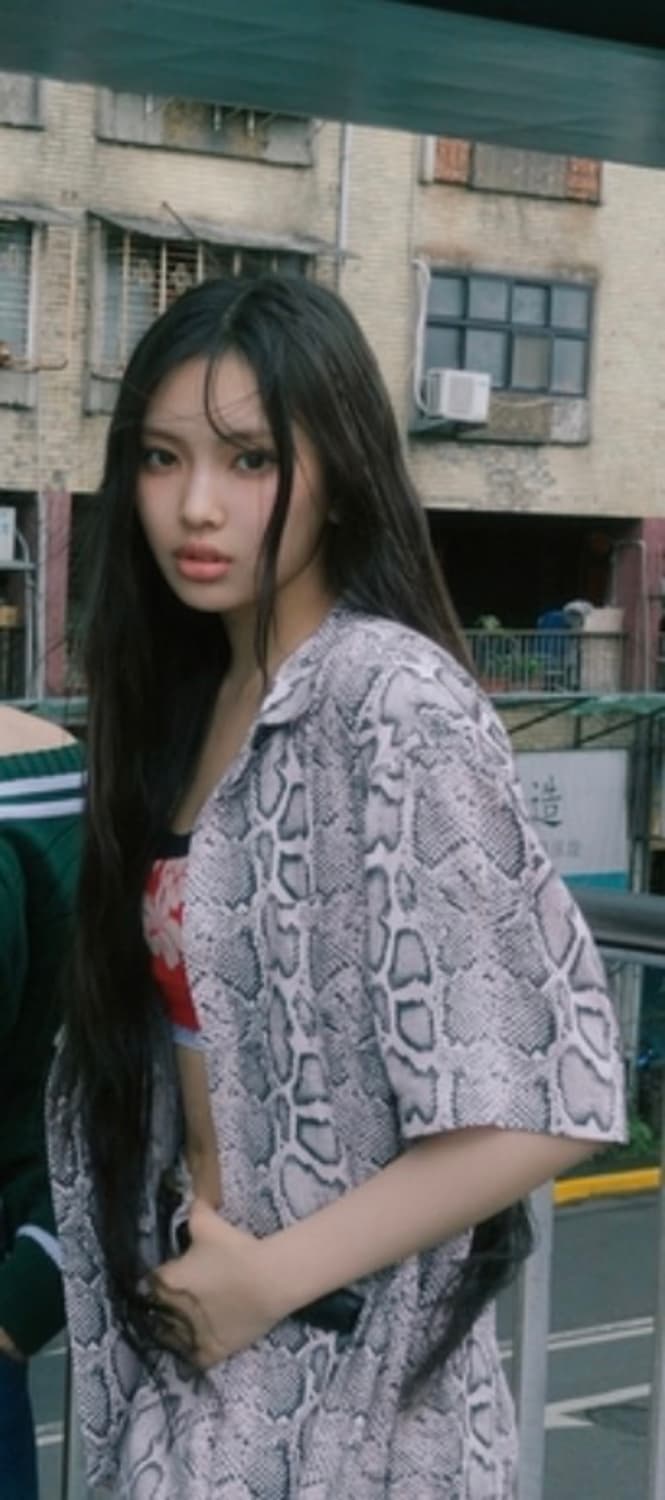 슈프림 24ss 뱀피 반팔 셔츠 L 상품이미지1