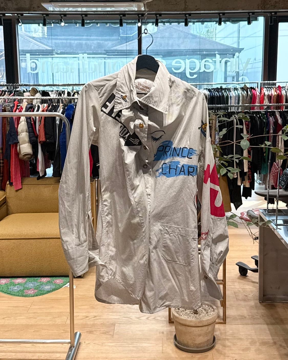 비비안 웨스트우드 그래픽 레터링 셔츠 원피스 상품이미지1