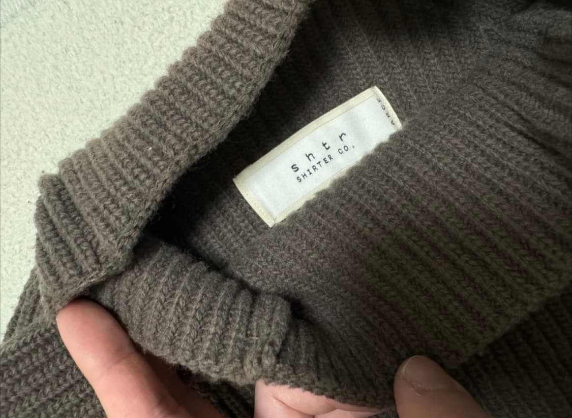 [L] 셔터(shirter) 울 하이넥 니트 브라운 상품이미지2