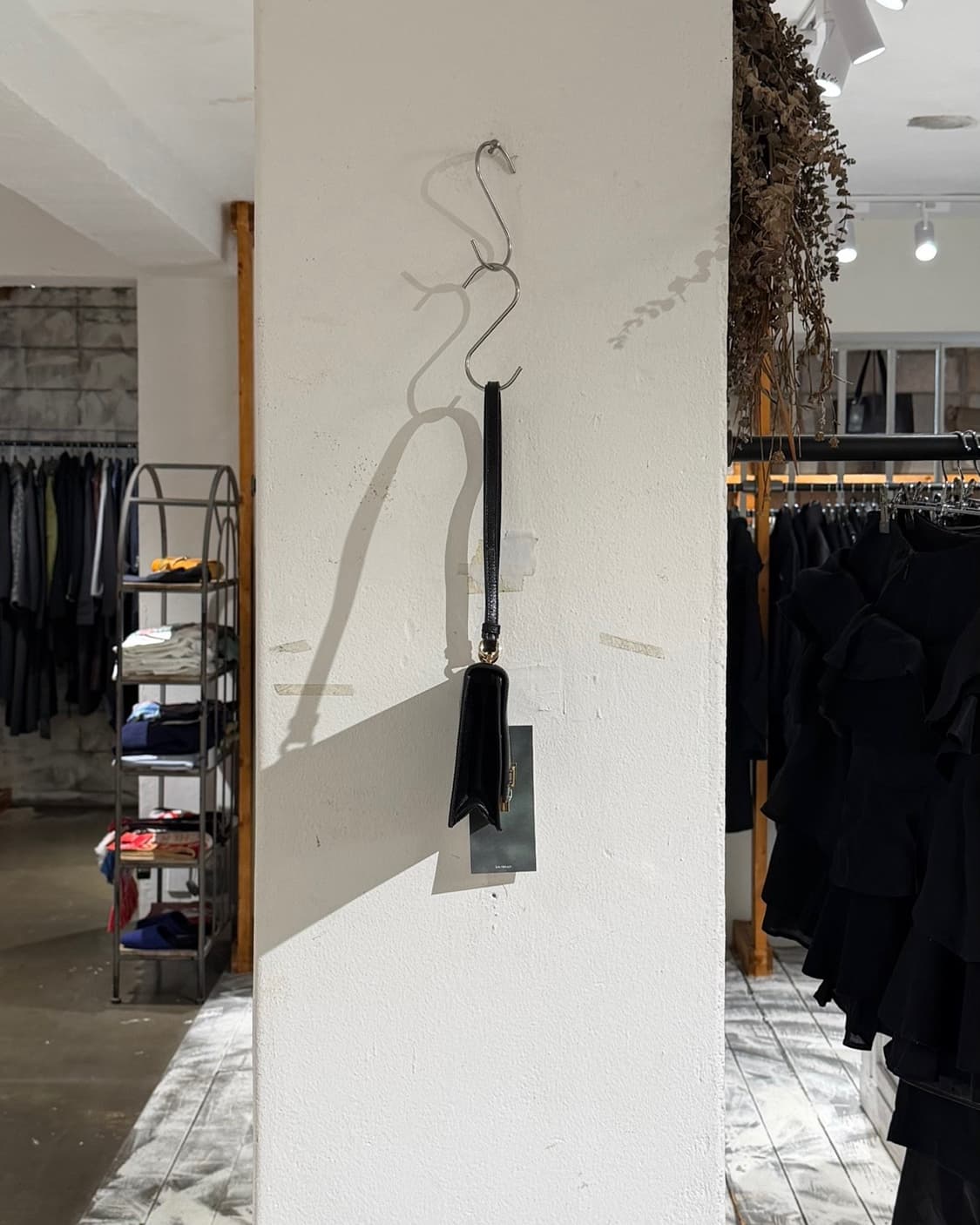 구찌 블랙 칼스킨 GG 마몽 마틀라세 스몰 숄더백 상품이미지3