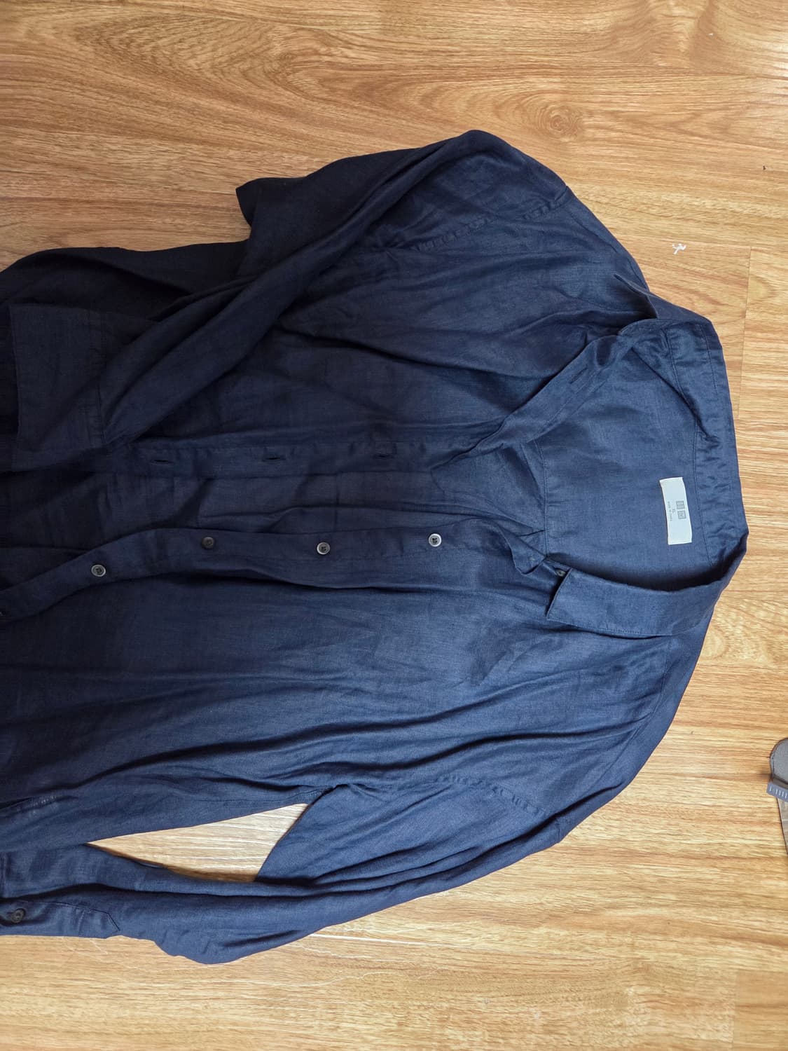 유니클로 셔츠 판매합니다~~ 상품이미지1