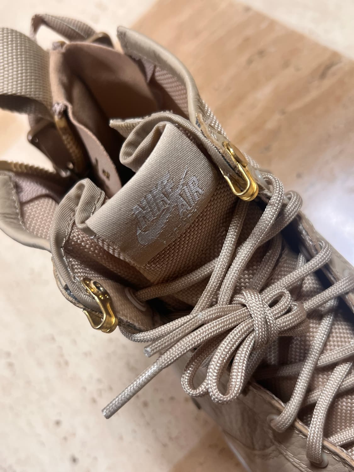 나이키 SF AF1 하이 베이지 245mm 상품이미지4