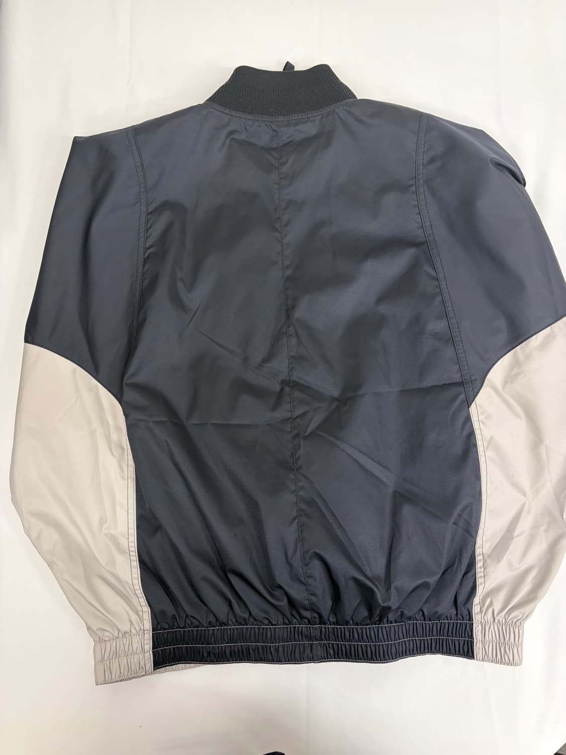 [S] 나이키 에어맥스 우븐 스우시 바람막이 블랙/그레이 상품이미지3