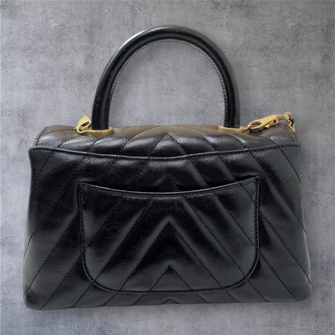 샤넬 Chanel 블랙 코코핸들 쉐브론 플랩백 상품이미지4