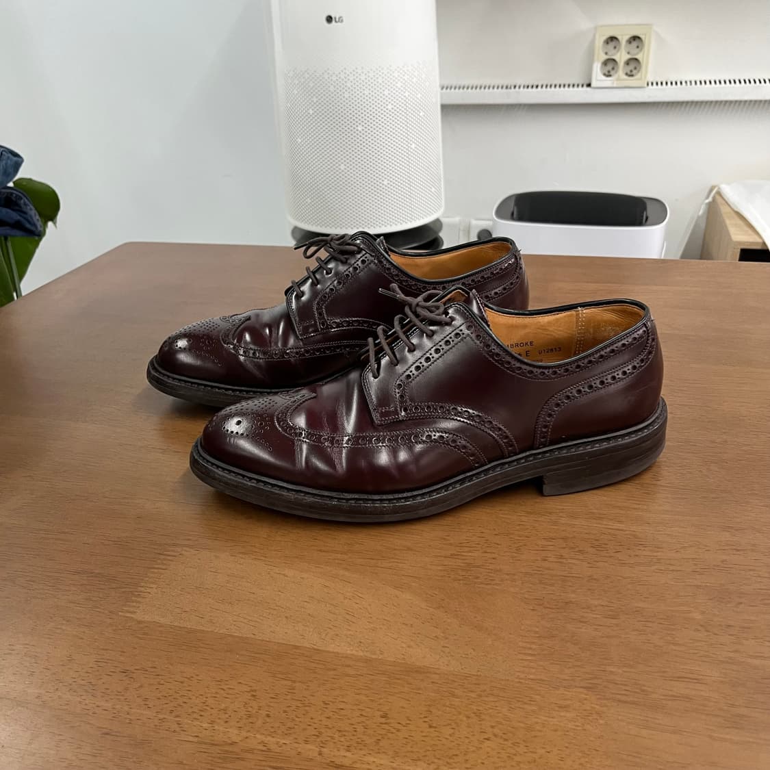 크로켓앤존스 팸브로크 카프스킨 윙팁 Uk8.5 상품이미지1