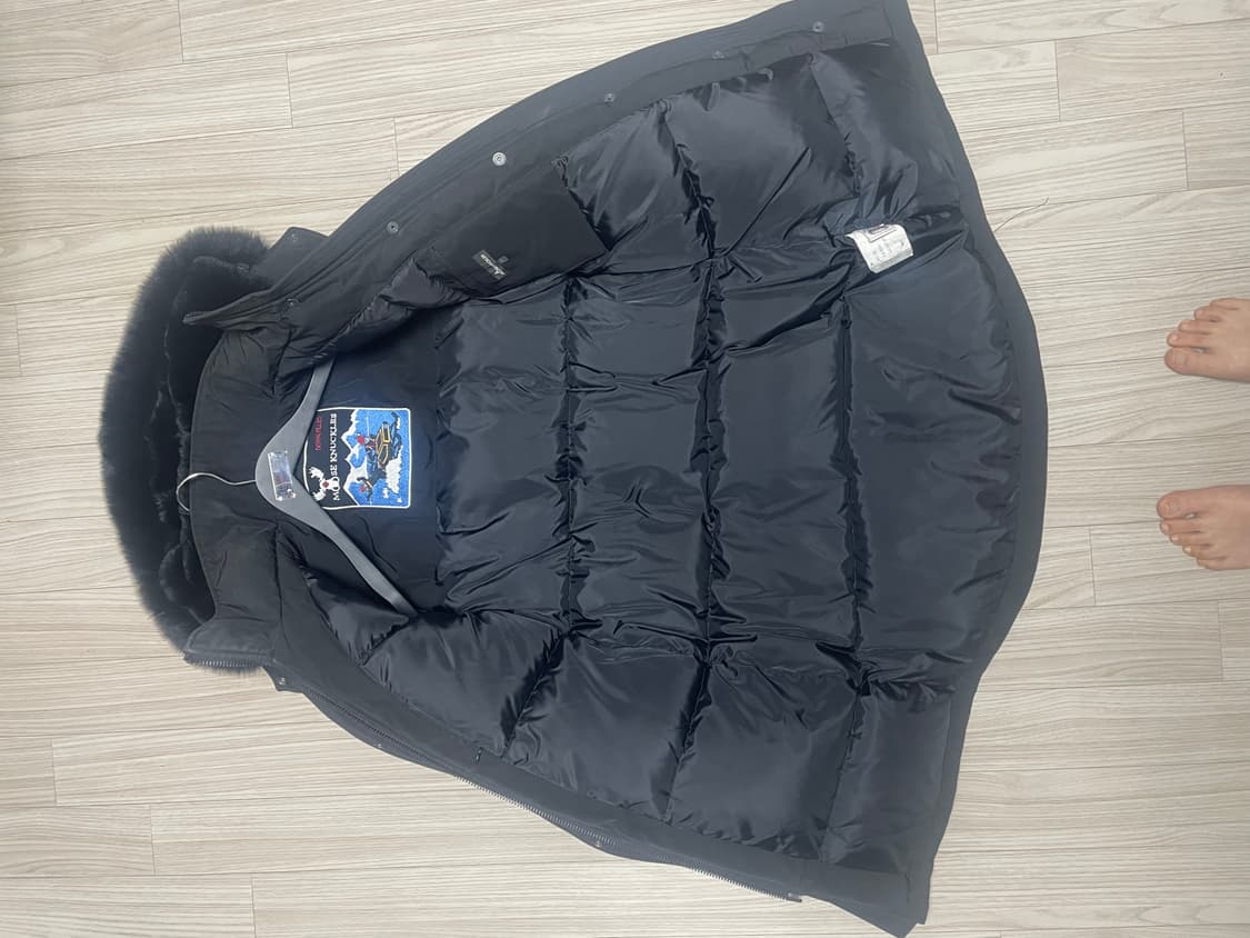 무스너클 블랙 폭스퍼 케이 에디션 여성M 상품이미지3