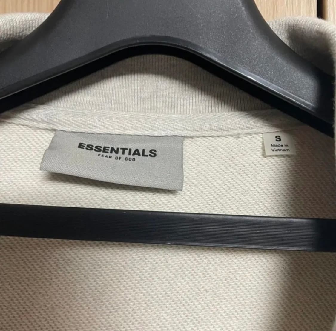 (S)21SS 피오갓 에센셜 백로고 폴로 긴팔티 라이트오트밀 상품이미지4