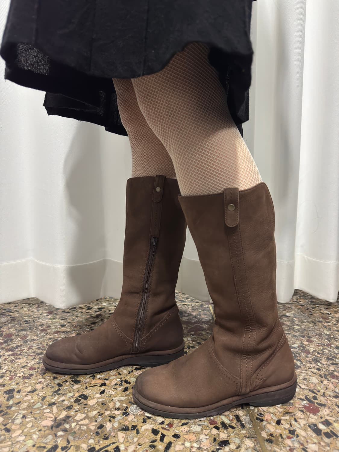 asics brown suede boots 상품이미지1