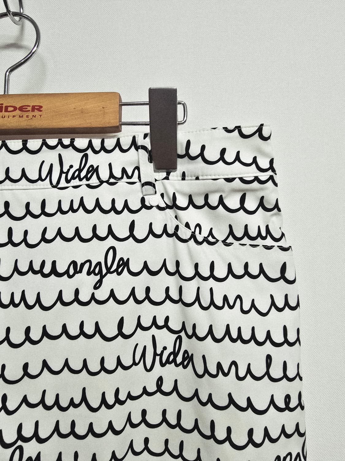 와이드앵글 물결 패턴 골프스커트 상품이미지2