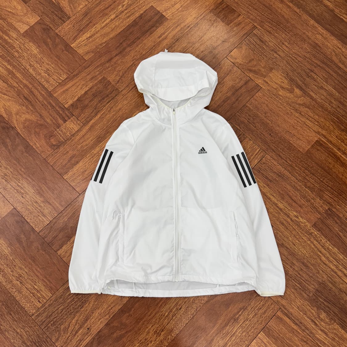 여성용 M 아디다스 오운더런 후드 러닝 윈드브레이커 바람막이  상품이미지1