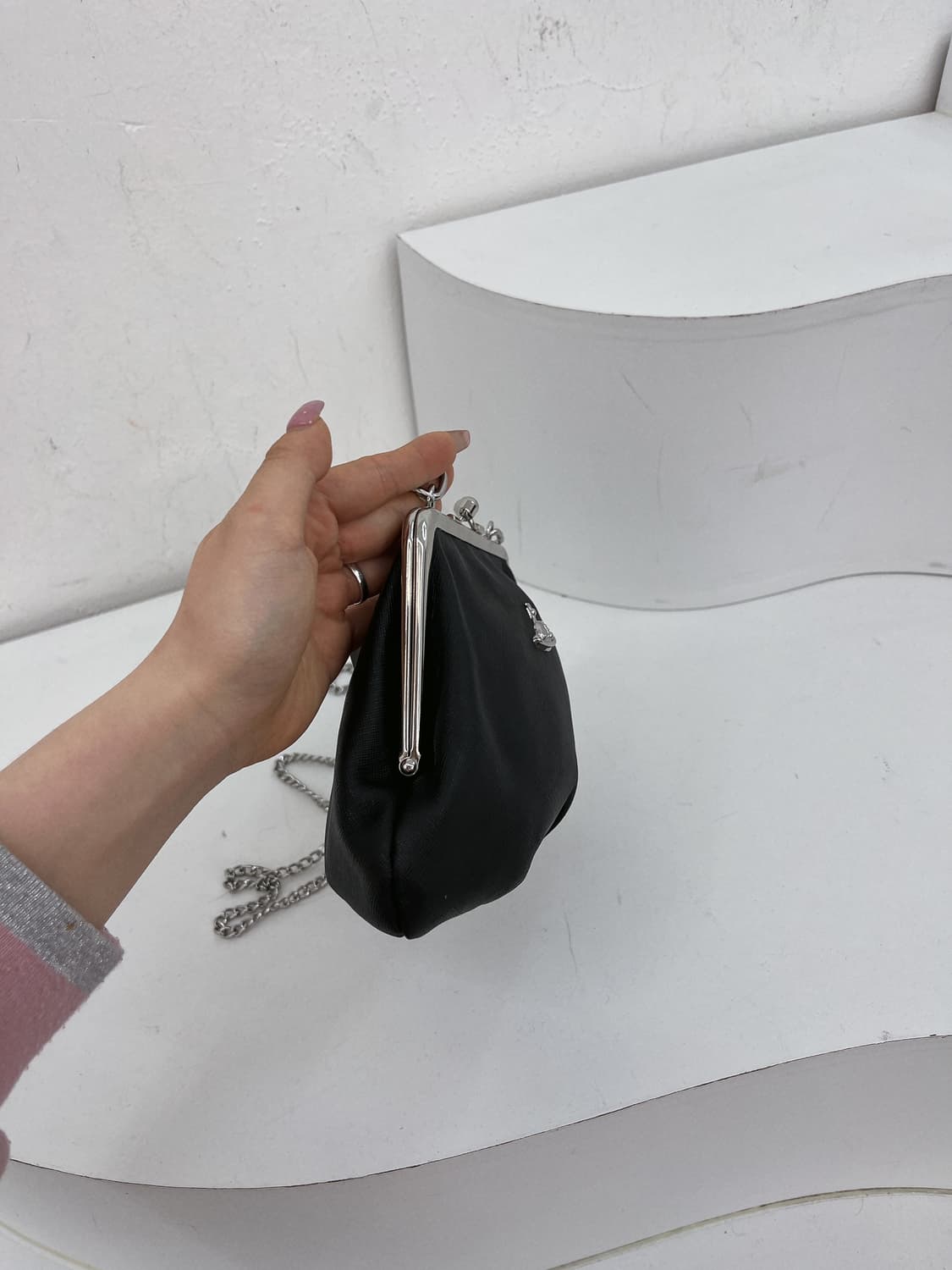 비비안웨스트우드 미니 크로스 백 (정품) 상품이미지4