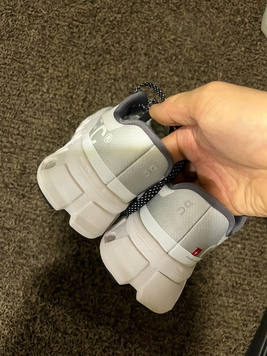 On 클라우드몬스터 / Cloudmonster White-Black 상품이미지6