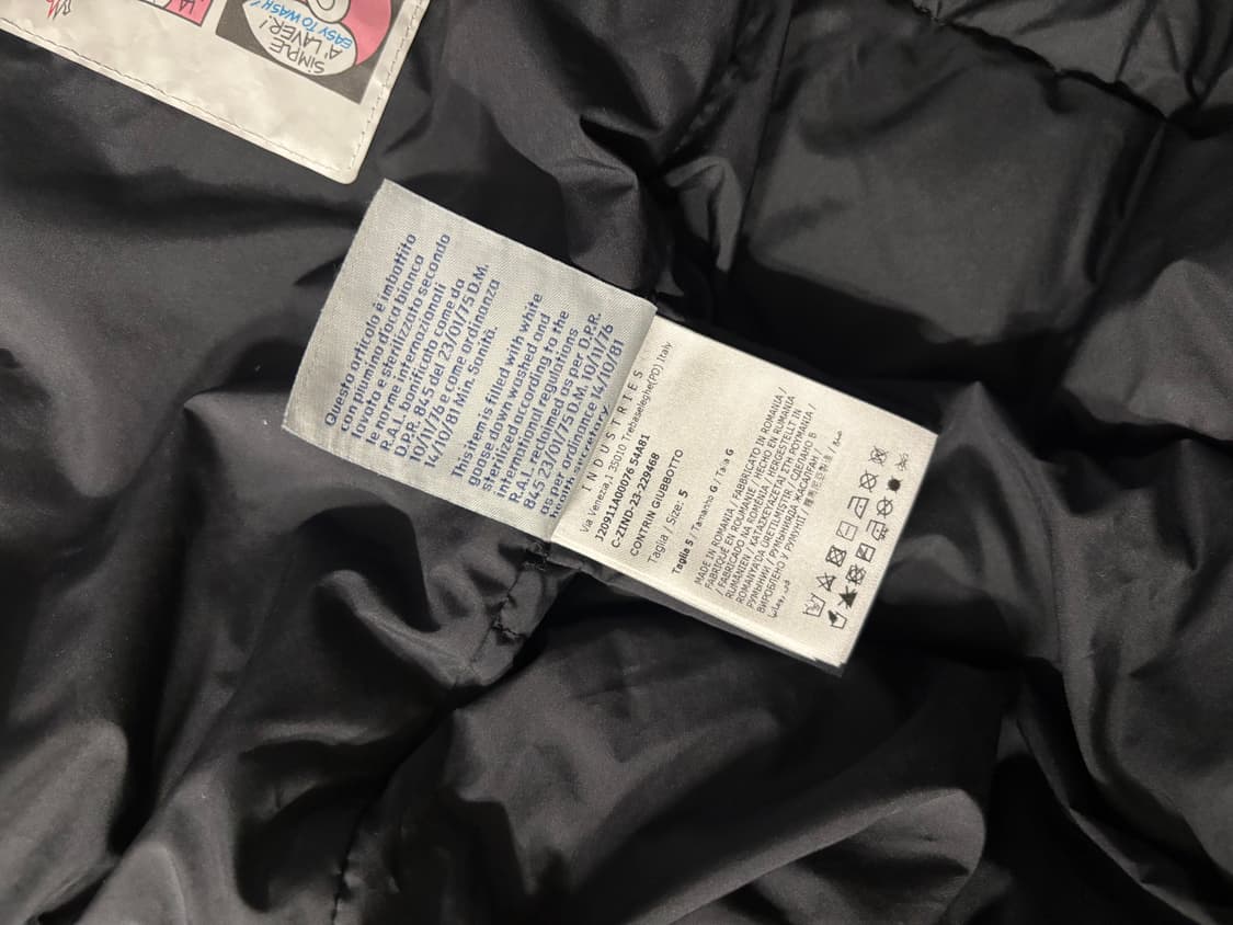 몽클레르 패딩조끼 5사이즈 상품이미지3