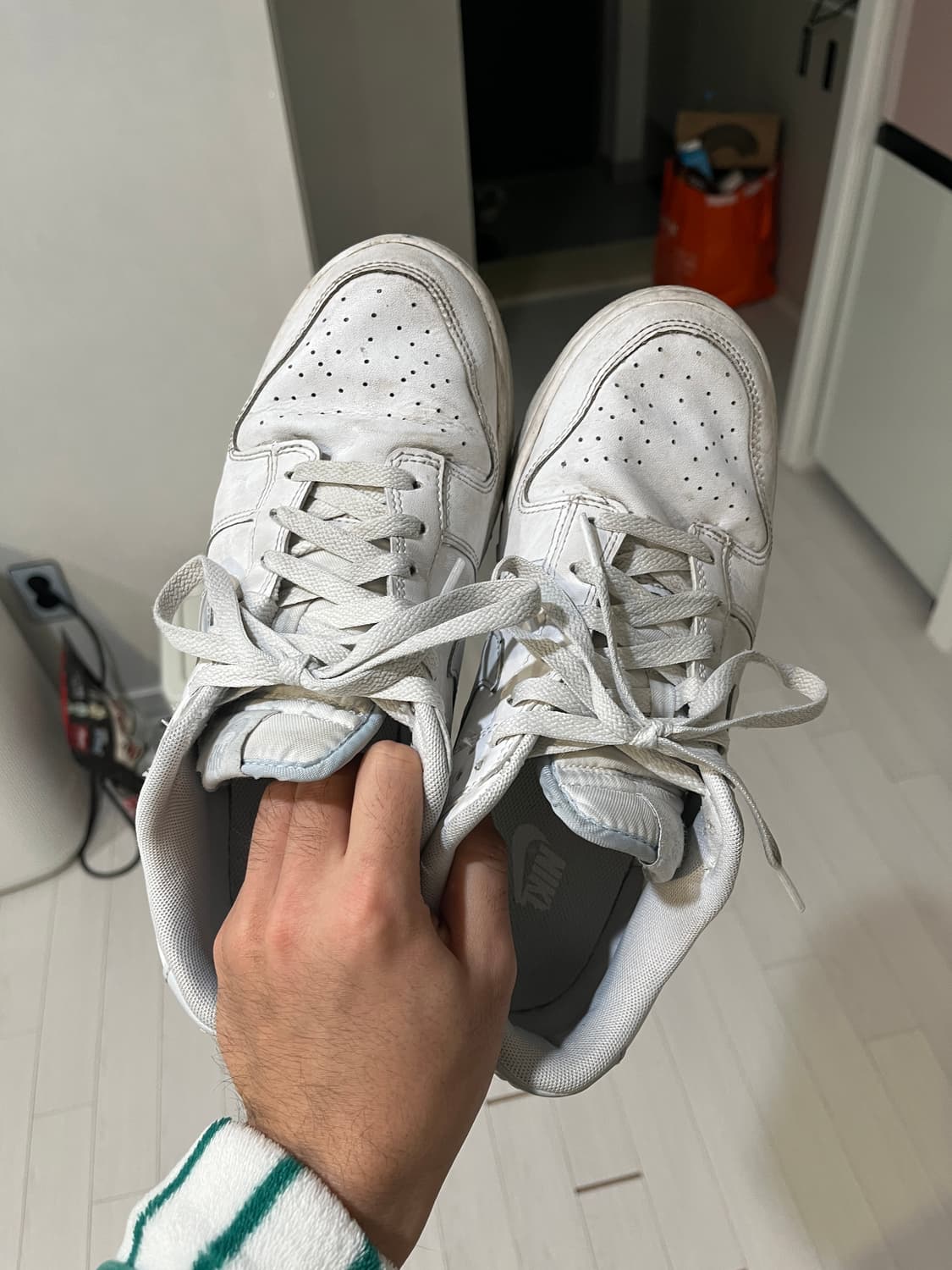 나이키 덩크 플래티넘화이트 255 상품이미지2