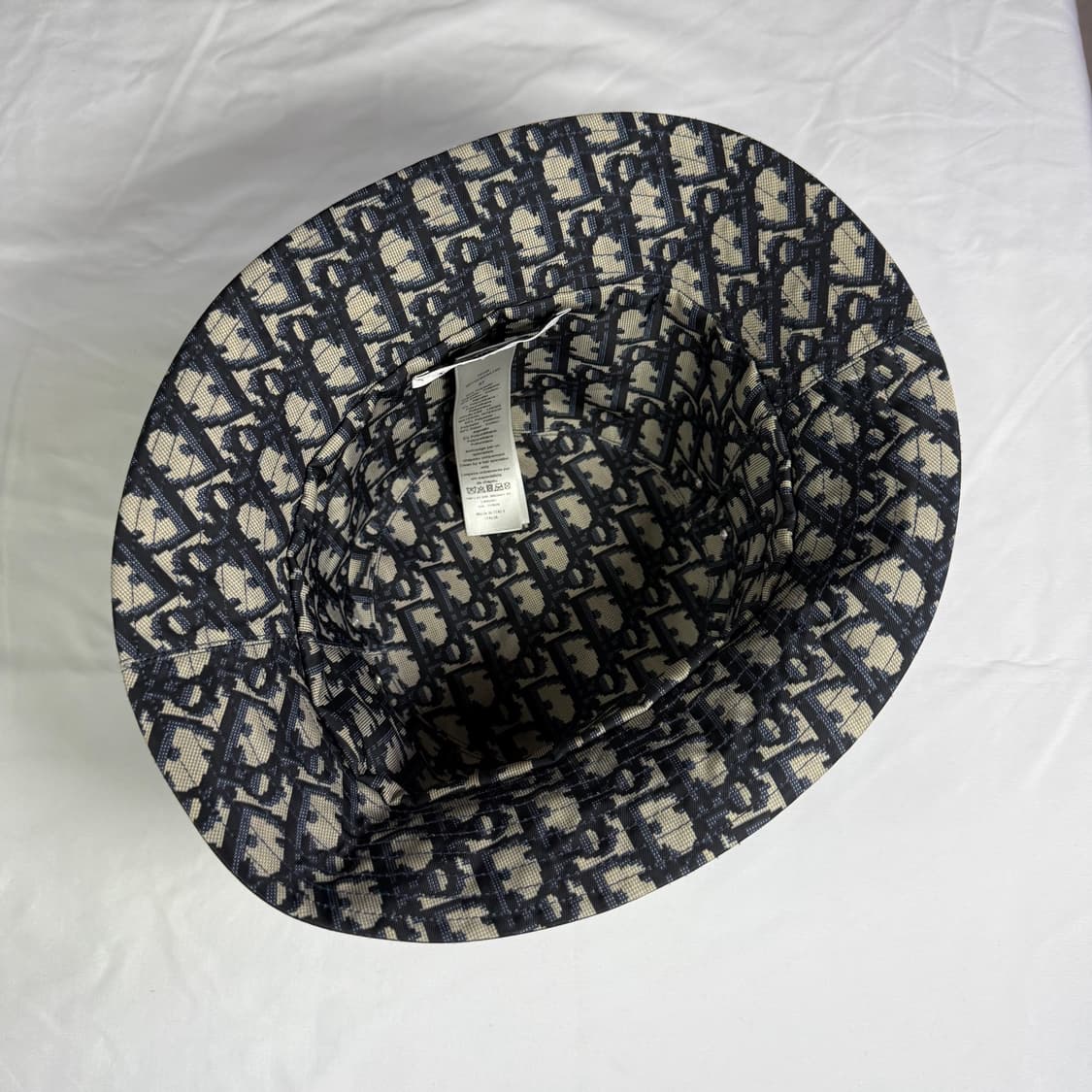 디올 오블리크 플리스 테디 D 리버서블 스몰 클로시 버킷햇 모자 상품이미지7