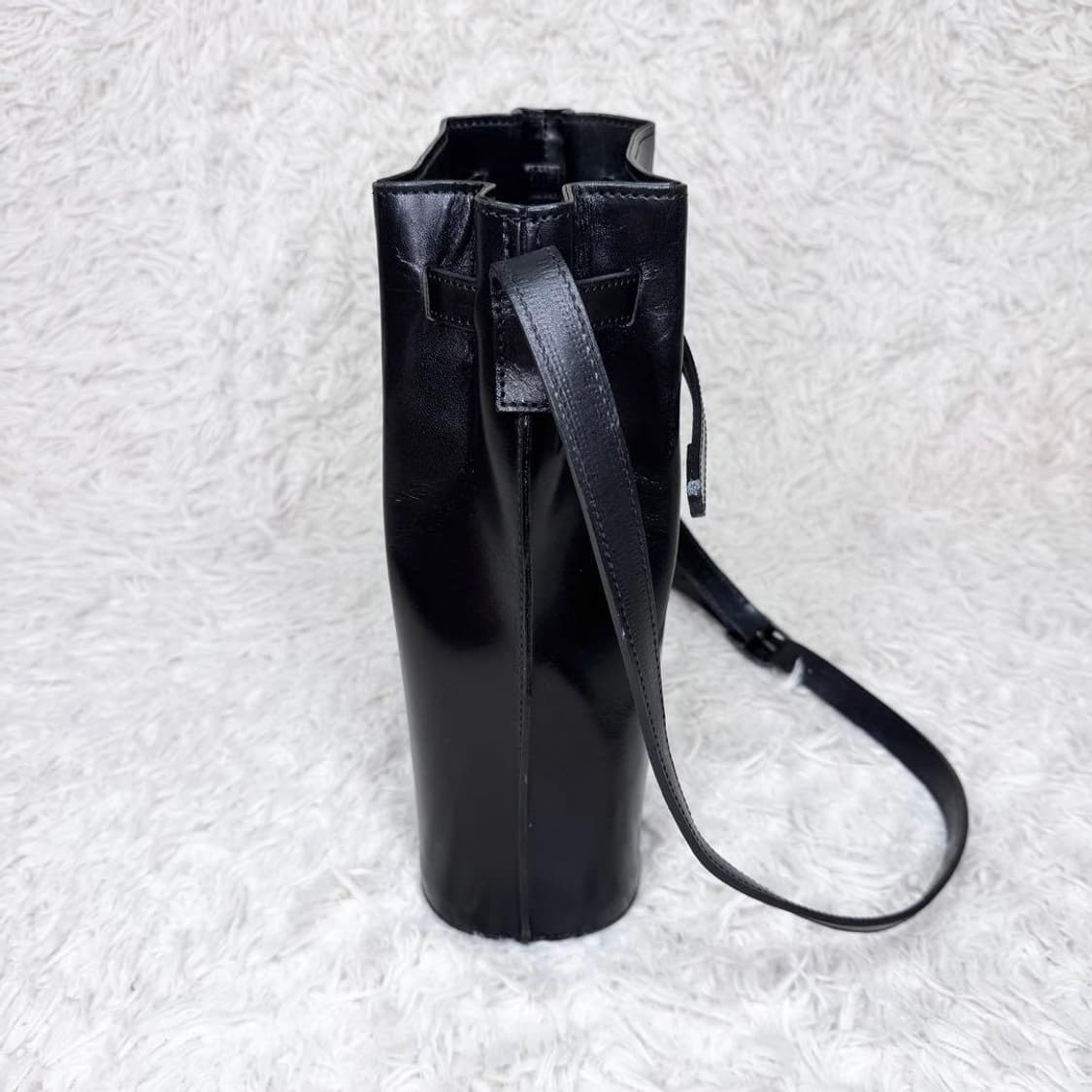 이세이미야케 디자인스튜디오 가죽 숄더백 상품이미지3