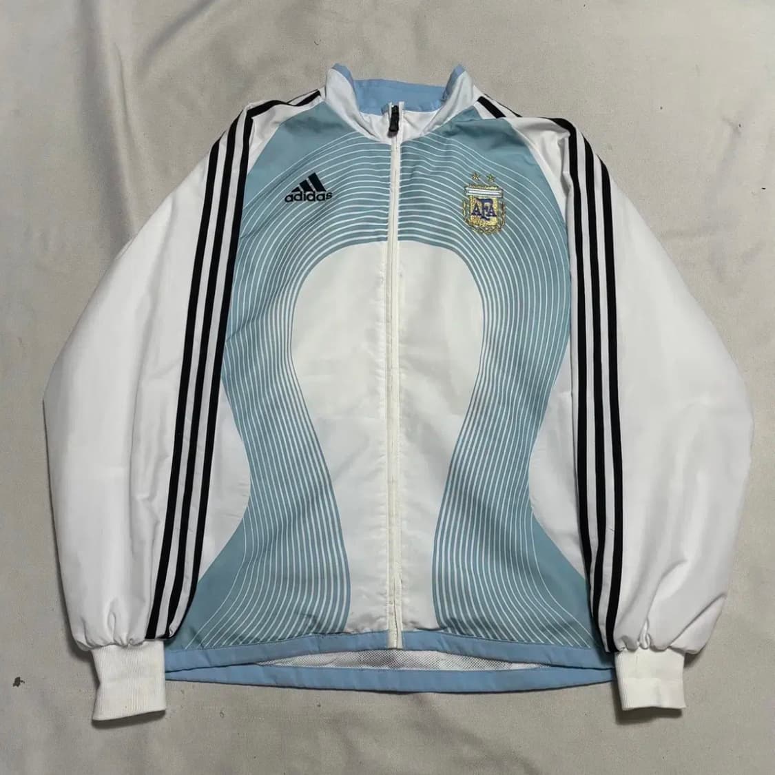 아디다스 아르헨티나 06-07시즌 블랙 삼선 바람막이 상품이미지2
