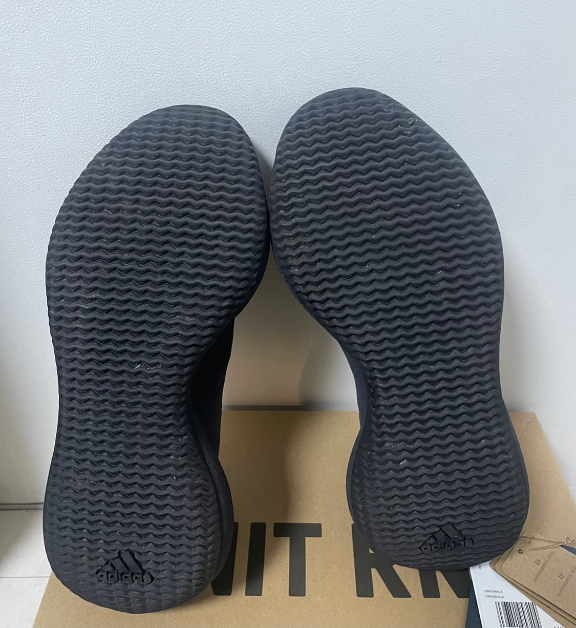 [285]아디다스 이지 니트 러너 페이드 오닉스 상품이미지6