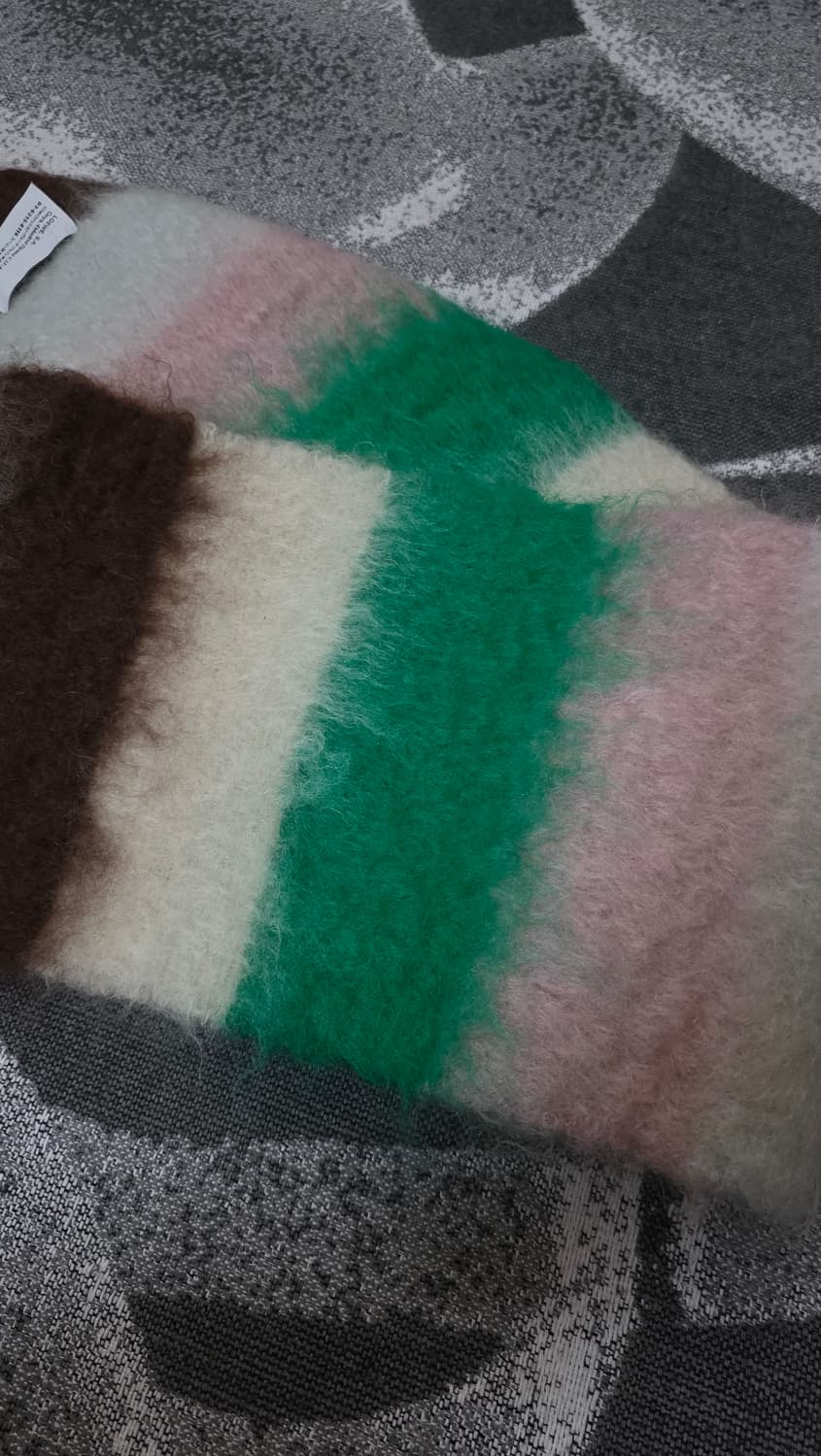 로에베 멀티 스트라이프 모헤어 머플러 상품이미지7