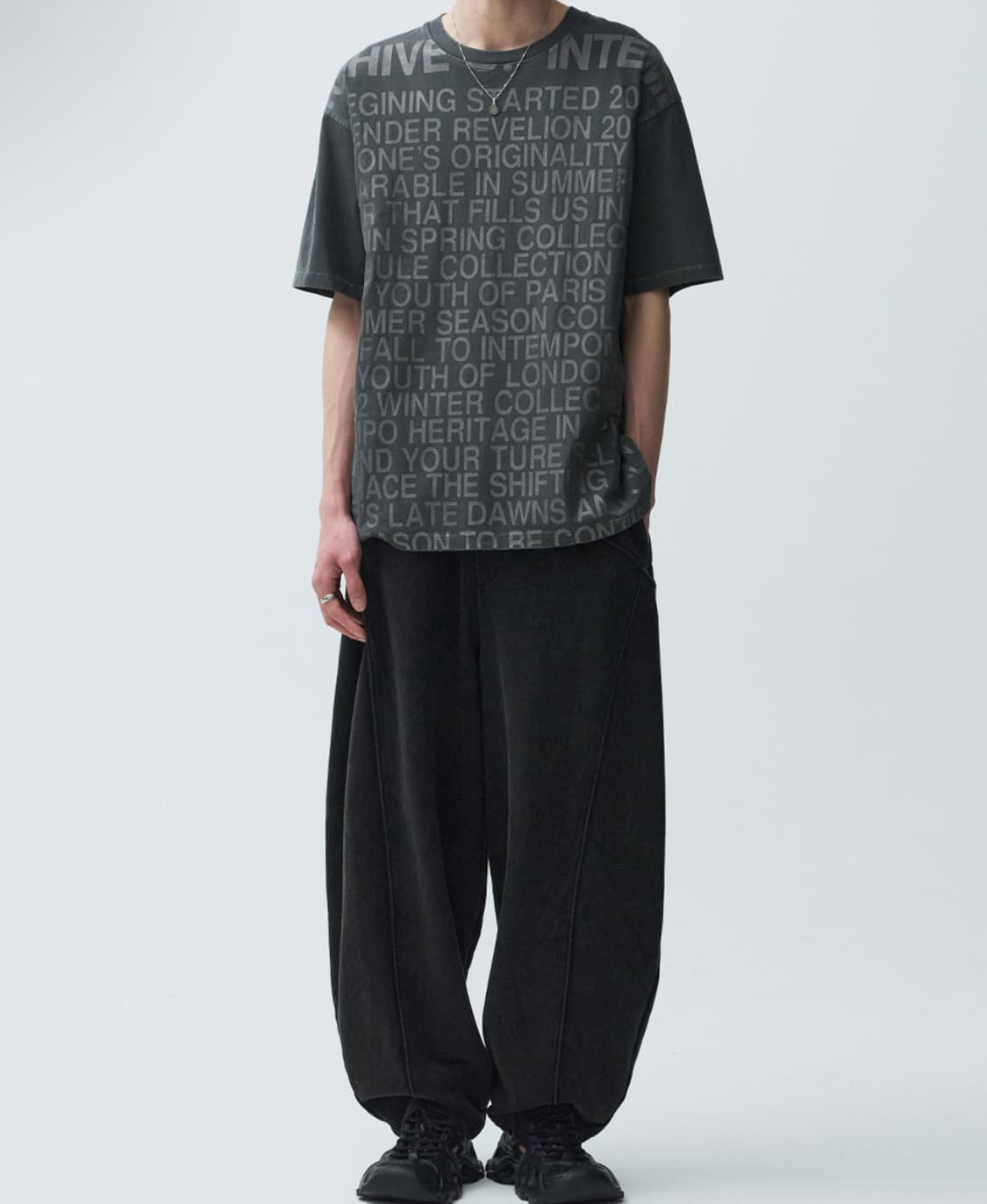 인템포무드 볼드 벌룬 스웻 팬츠 상품이미지1