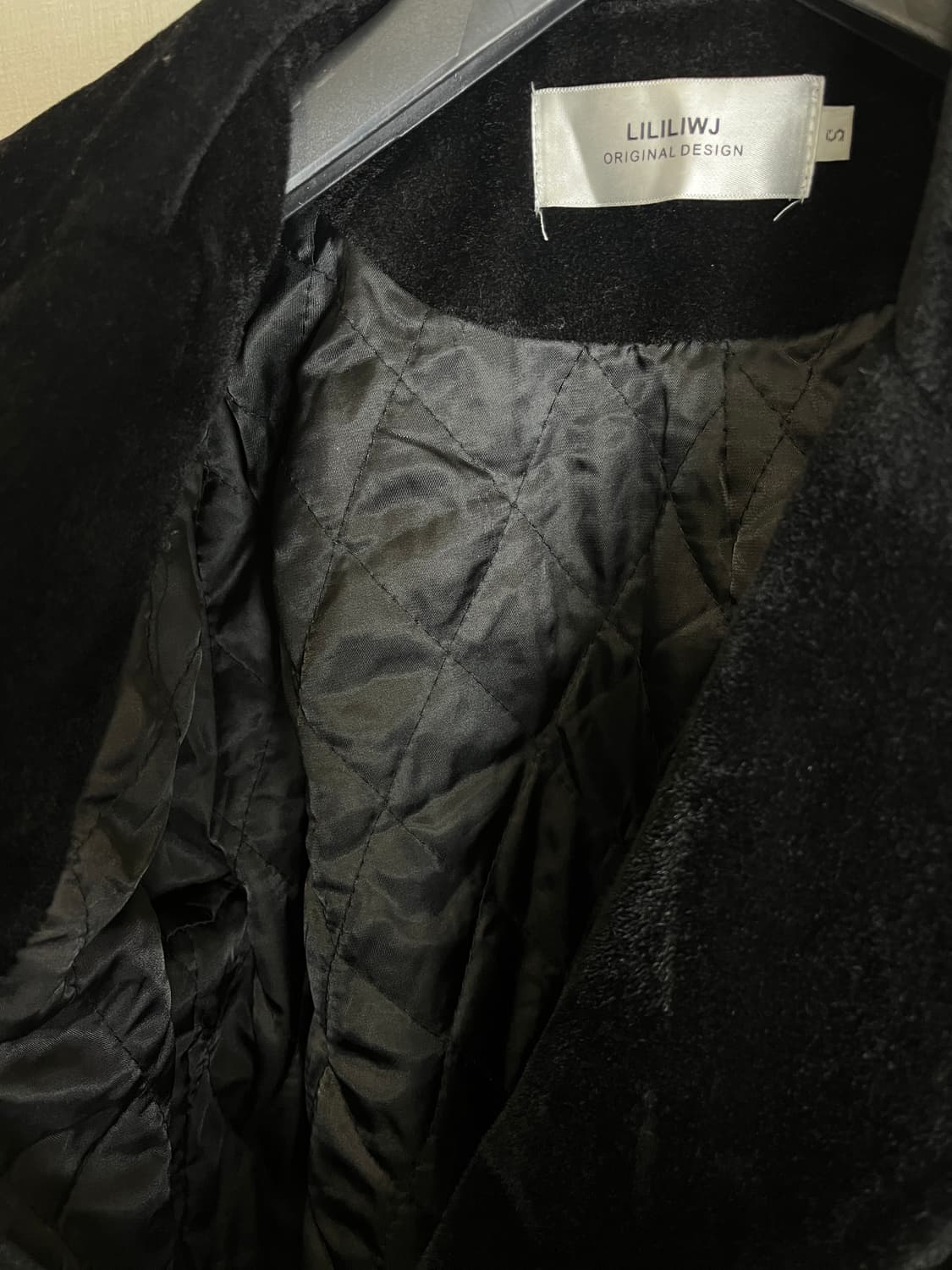 [S] 벨벳 여성 코트 상품이미지6