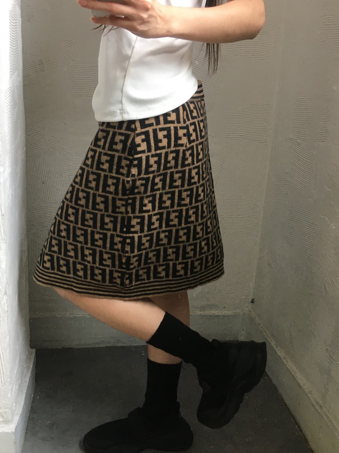 Fendi 펜디 FF 로고 니트 랩 스커트 상품이미지1