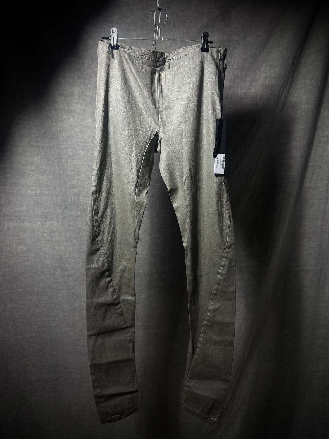 MASNADA Metallic Coated Slim Pants  상품이미지1