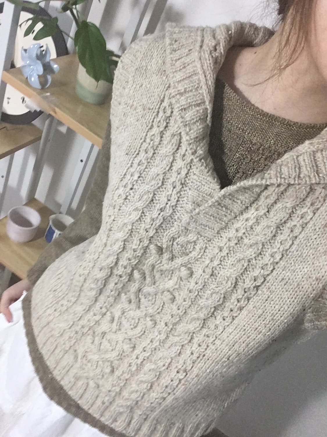 베이지 케이블 니트조끼 상품이미지4