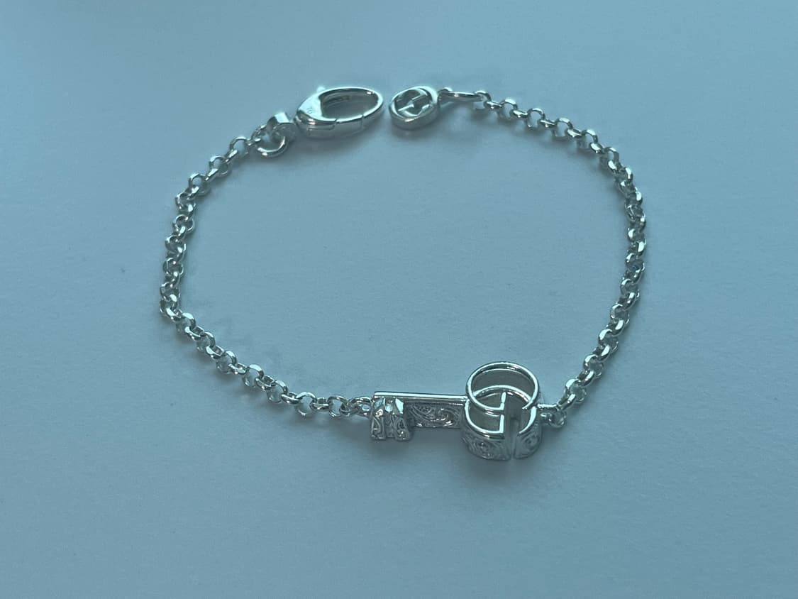 구찌 팔찌 더블 G 키 팔찌(케이스 포함) 상품이미지7