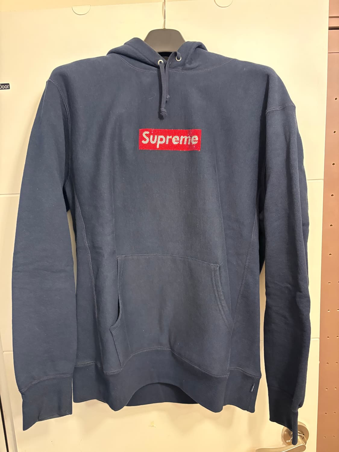 슈프림 스왈로브스키 박스로고 후디 상품이미지1