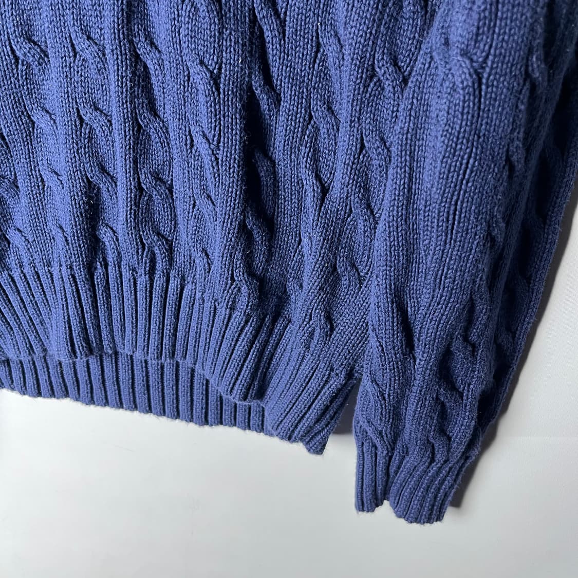 [Polo] 폴로랄프로렌 브이넥 꽈배기니트 상품이미지3