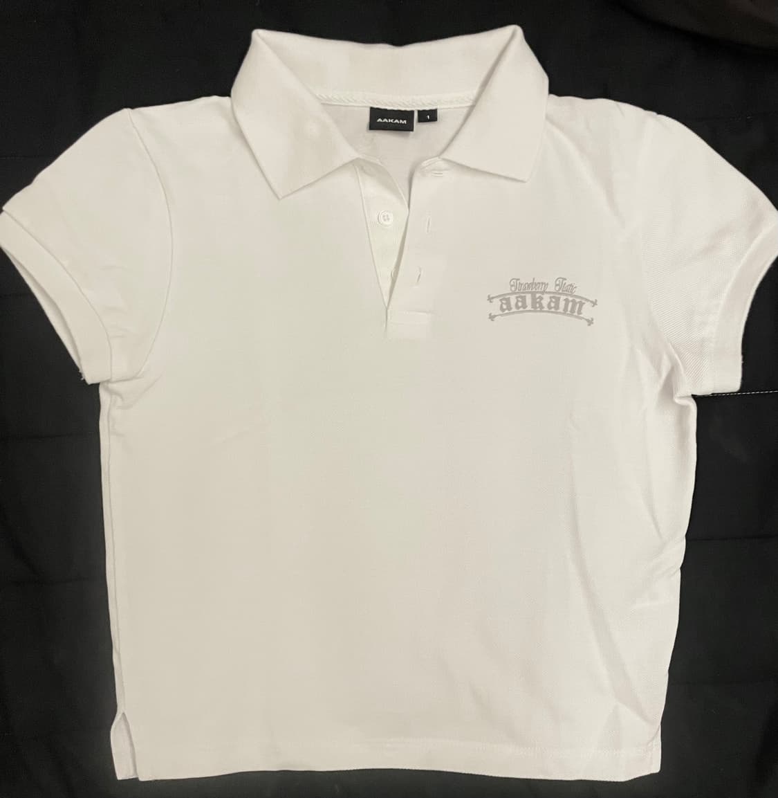 아캄 크랙 프린티드 피케 티셔츠 반팔티셔츠 화이트 상품이미지2