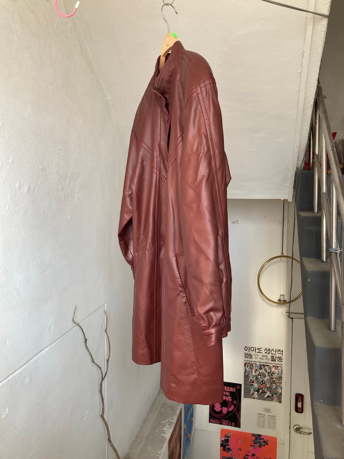 비건 가죽(가죽 x) 버건디 코트 상품이미지4