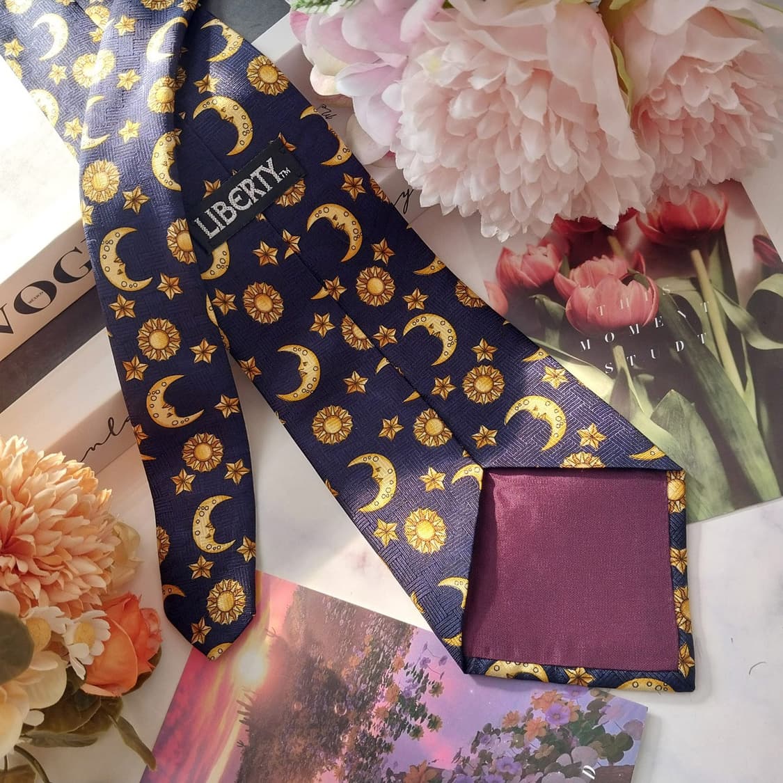 리버티 실크 네이비 해&달 아트 넥타이 9.3cm A+등급 K1491
 상품이미지5
