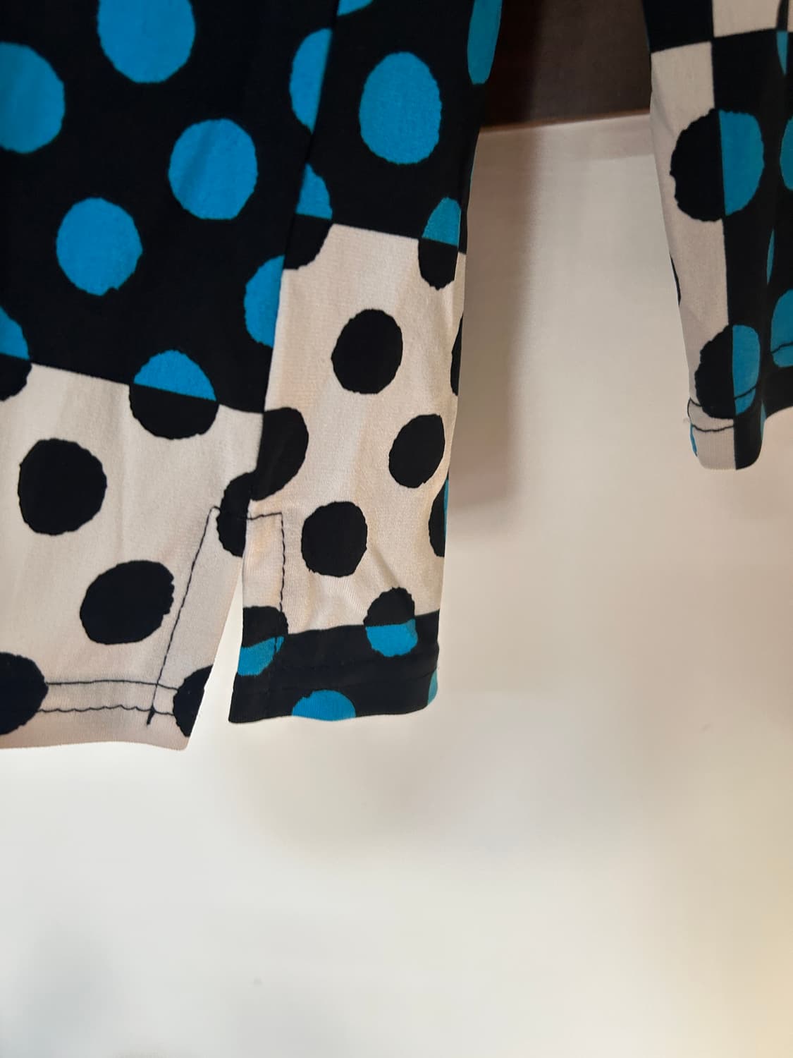 땡땡이 패치워크 티셔츠 상품이미지3