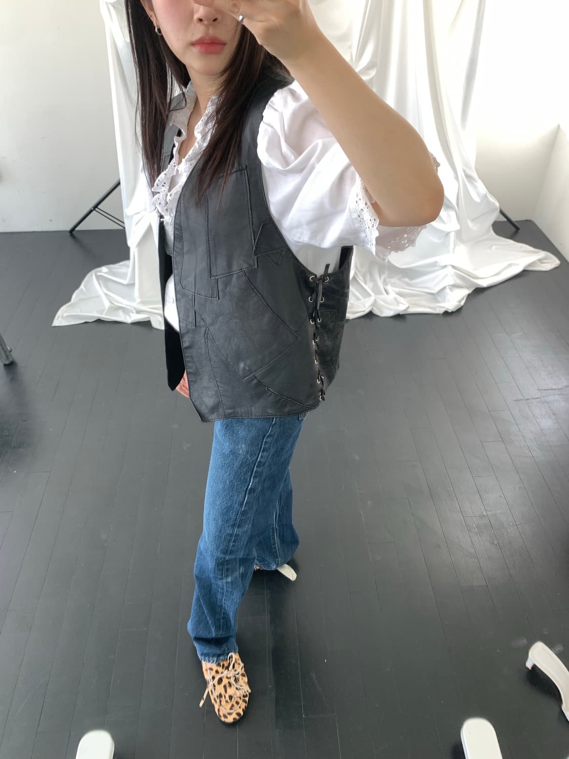 Patchwork leather vest 상품이미지5