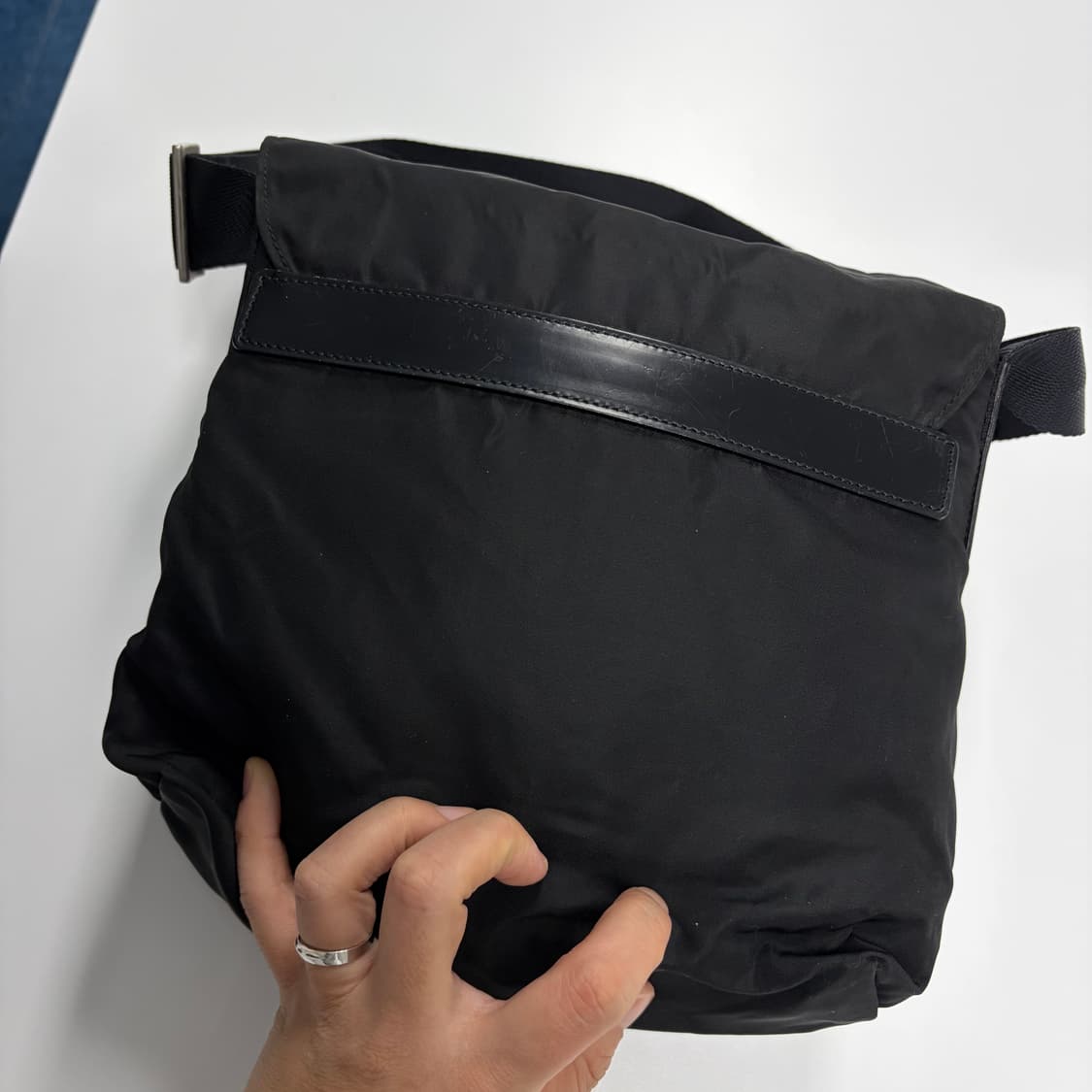 프라다 나일론 크로스백 상품이미지6