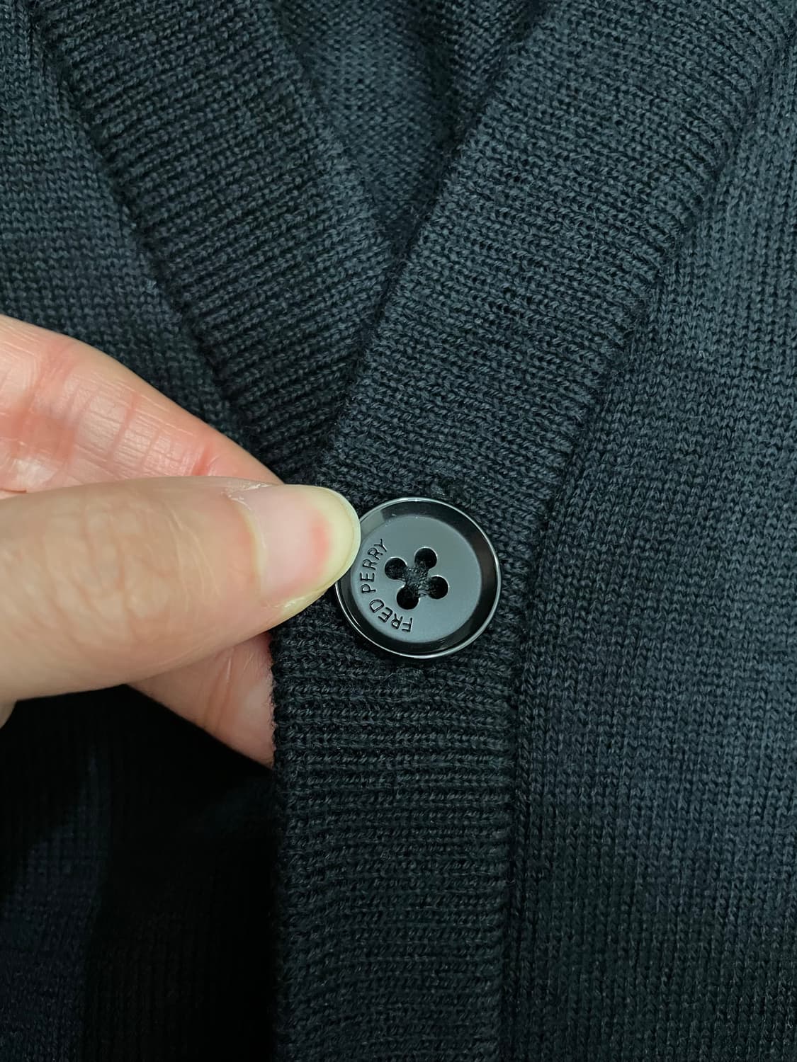 프레드페리 블랙 클래식 가디건 상품이미지6