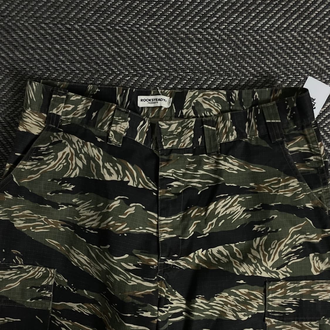 락스테디 타이거 카모플라쥬 퍼티그 카고 팬츠 y 3194 상품이미지4