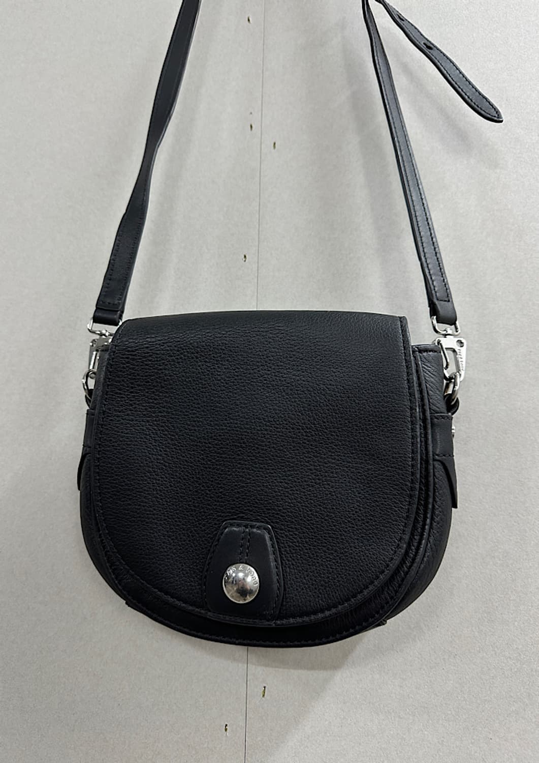 랙앤본 가죽 미니 크로스백  상품이미지1