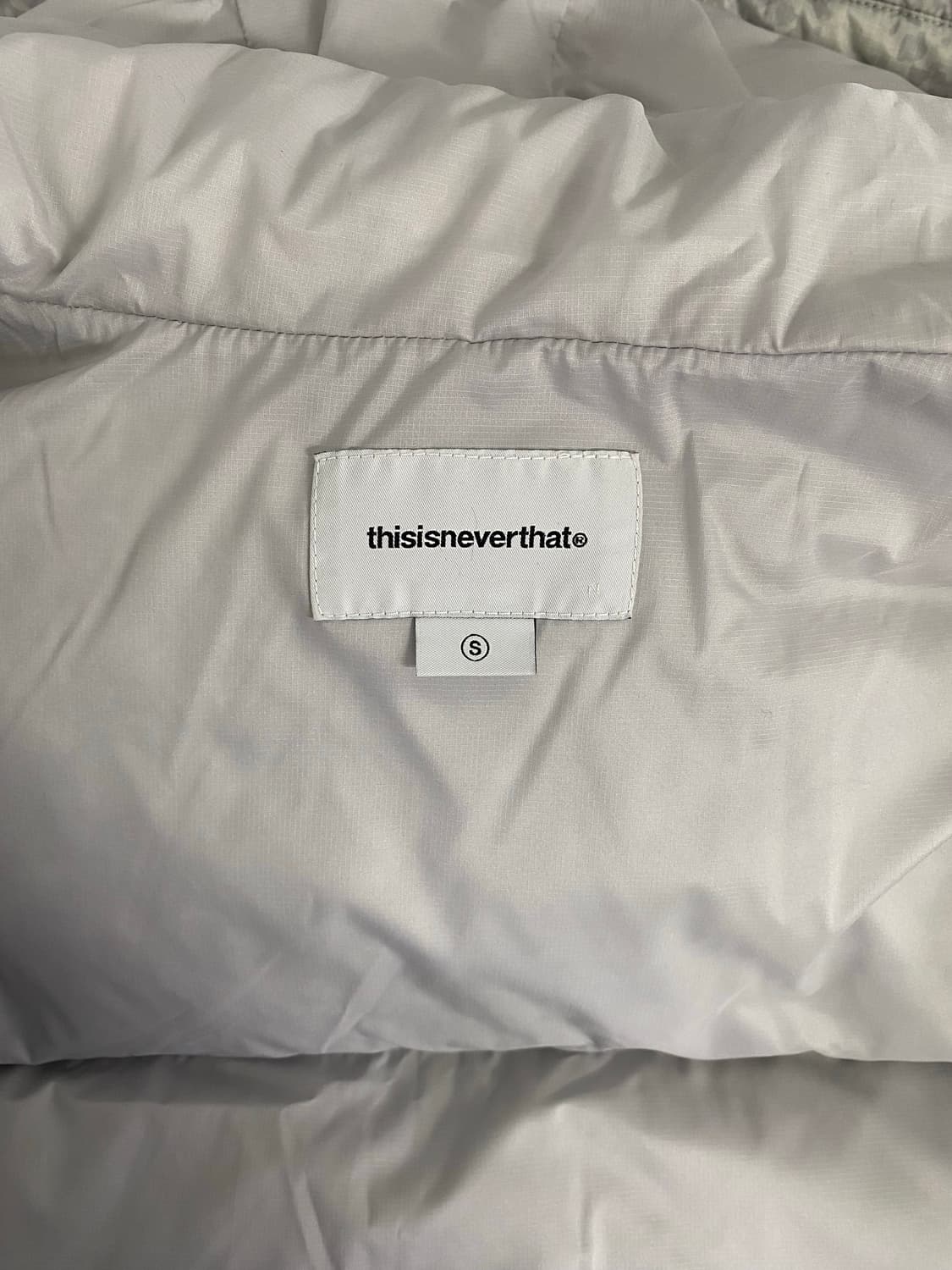 디스이즈네버댓 퍼텍스 DSN 후디드 다운 재킷 (S) 상품이미지7