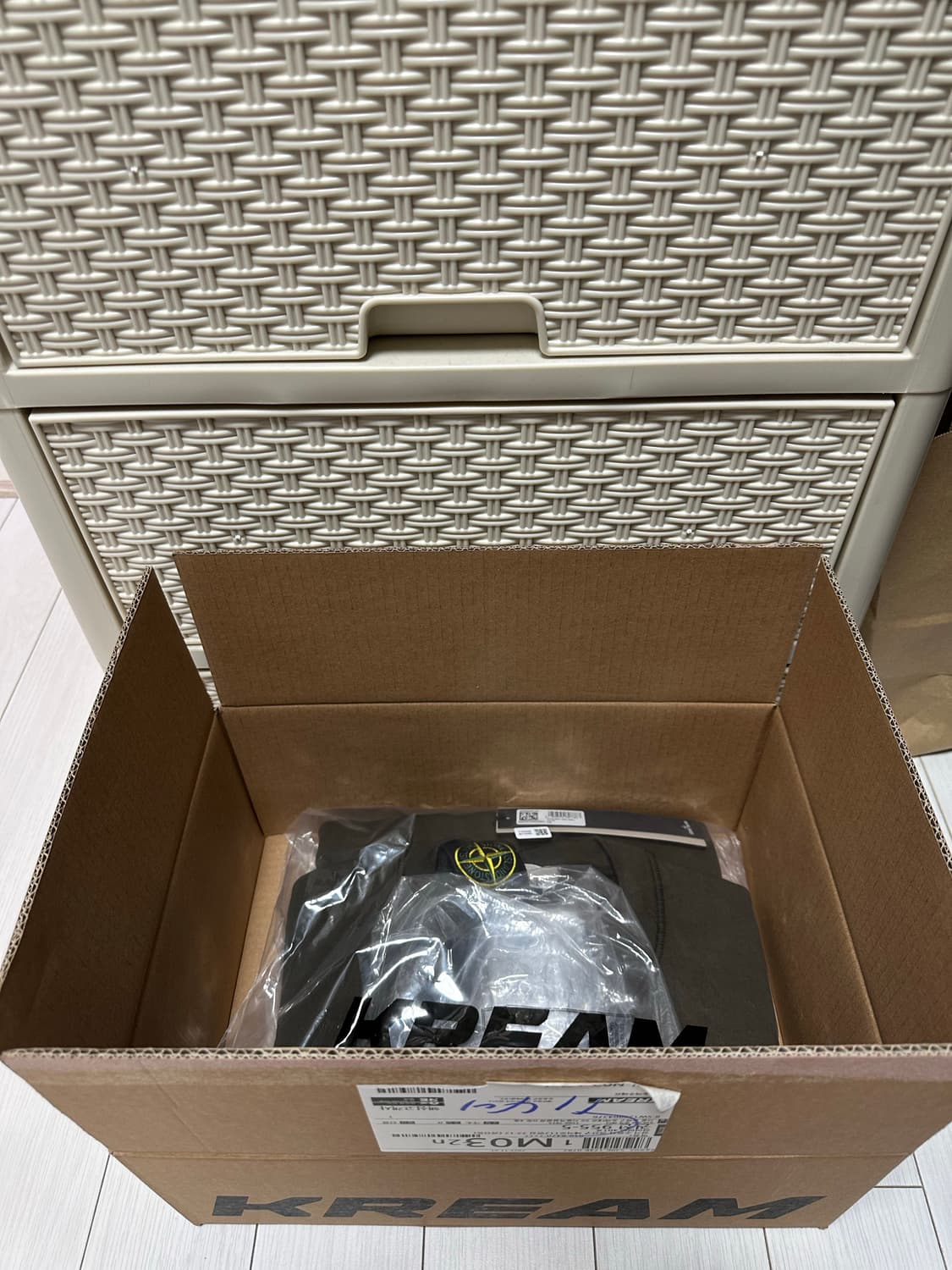 스톤아일랜드 맨투맨 6100044 밀리터리 그린 L 새상품 상품이미지5