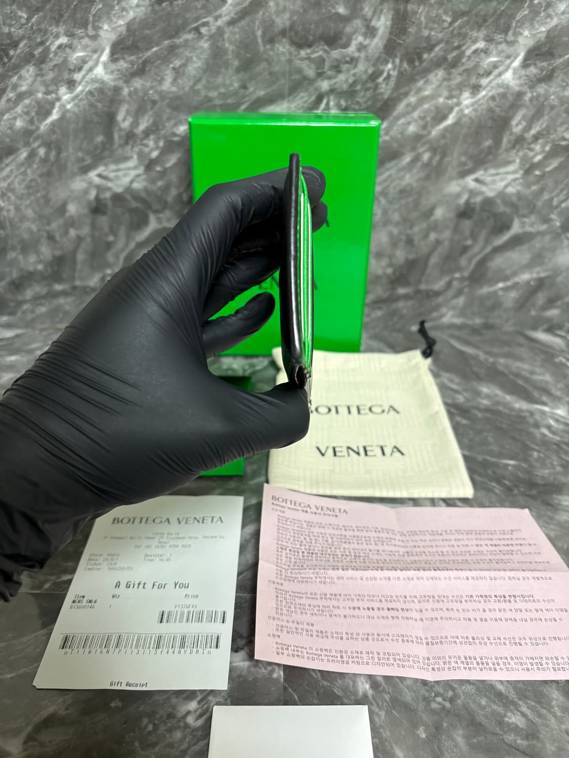 보테가베네타 카세트 투톤 카드지갑 상품이미지3